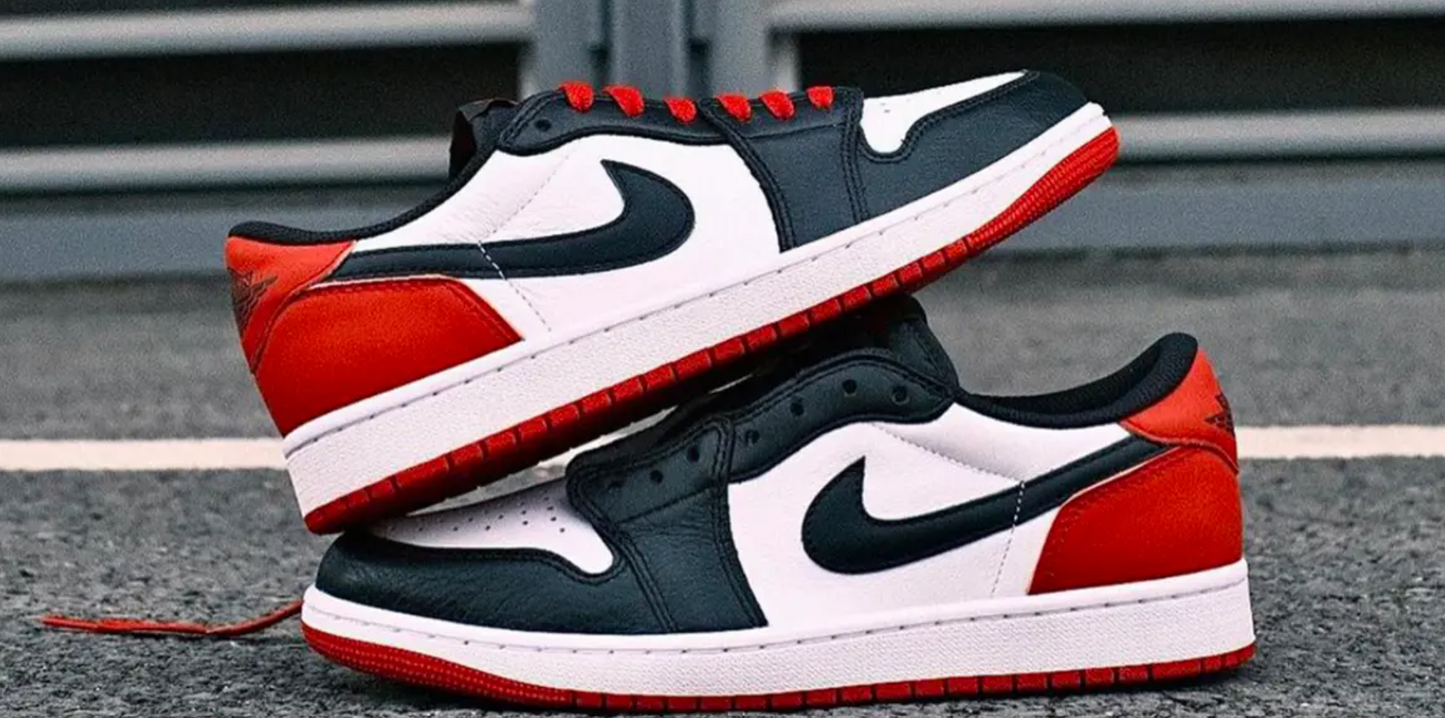 JORDAN 1 LOW OG 'BLACK TOE'