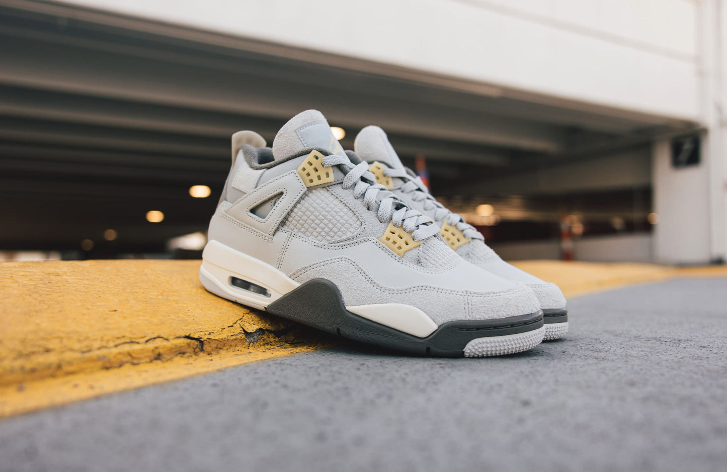 JORDAN 4 SE 'CRAFT PHOTON DUST'