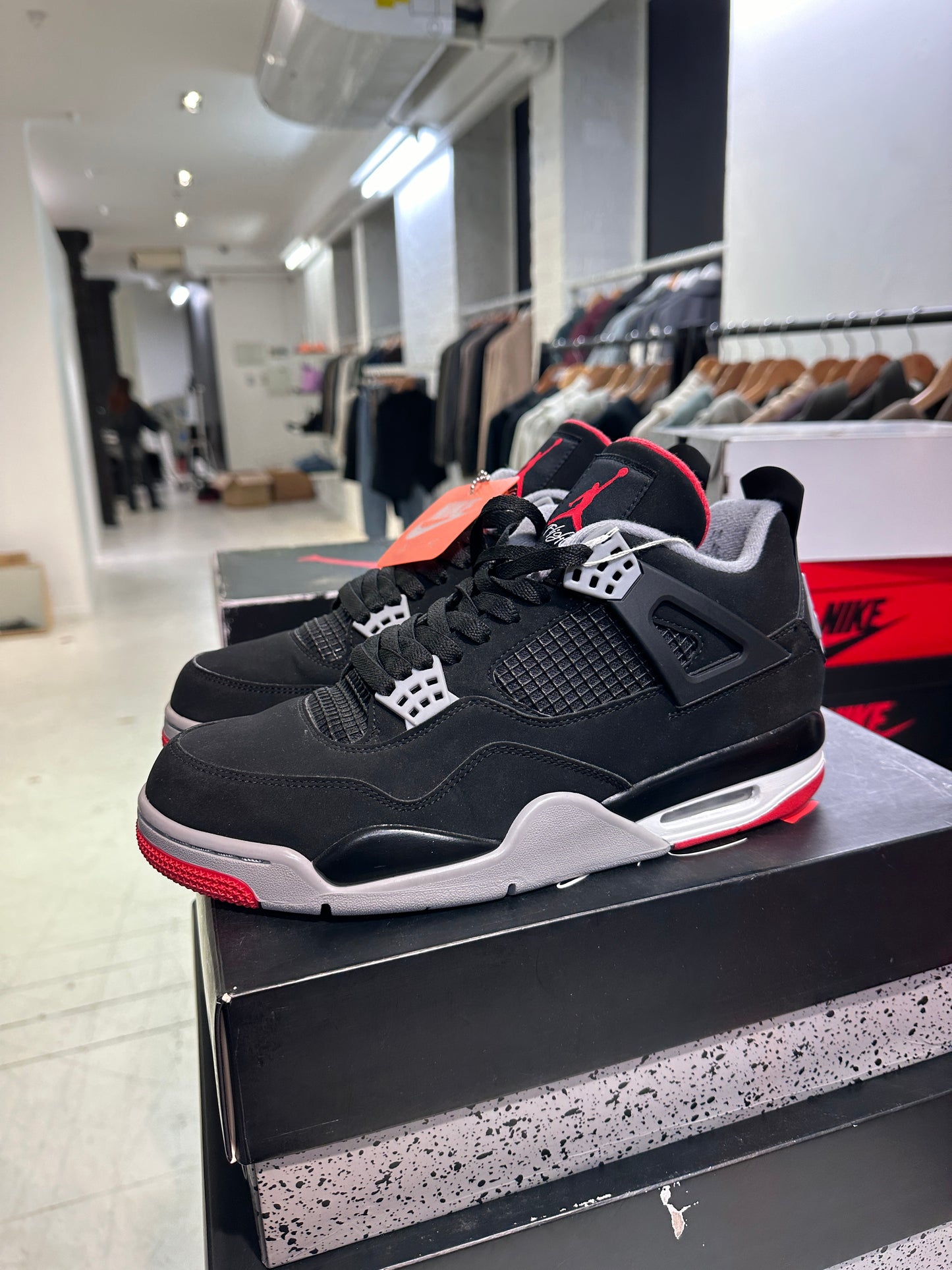 JORDAN 4 'BRED' (2019)