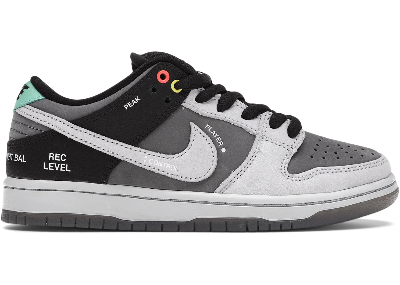 NIIKE SB DUNK 'VX1000'